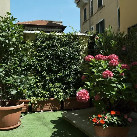 Comecasa Flowery Terraced Apartment-3