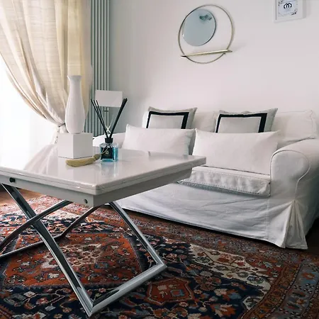 Comecasa Flowery Terraced Apartment-3