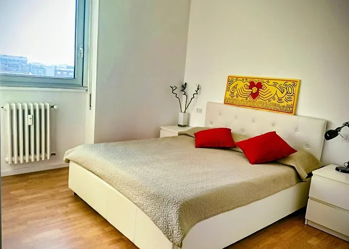 Private Room in Isola-Farini